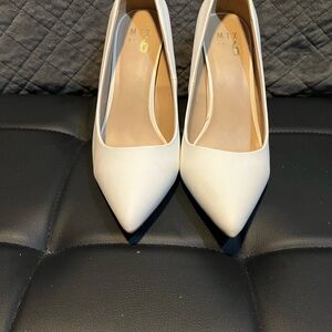 Mix No. 6 Bright White Pointed Toe Heels